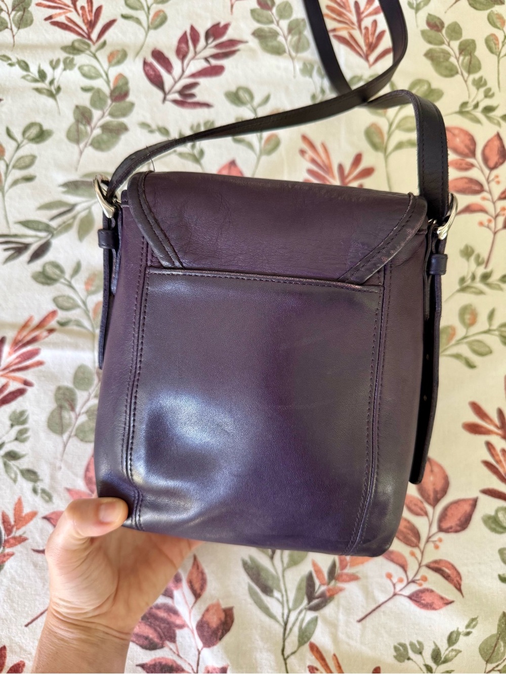 COACH Rare Vintage Plum Leather Crossbody - Picture 4 of 12